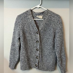 Small Everlane Cardigan